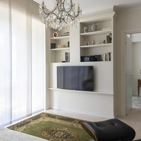 Casa Lazzarini Luxury Apartment *