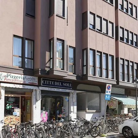 Casa Lazzarini Luxury شقة