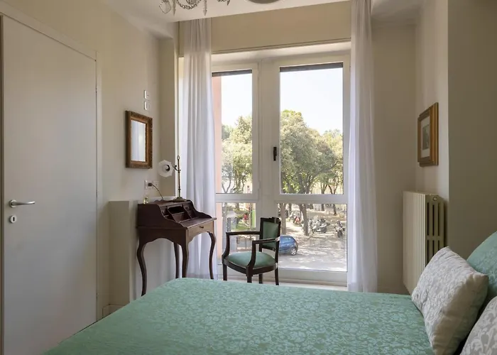 شقة Casa Lazzarini Luxury Di Fronte Al Teatro Rossini