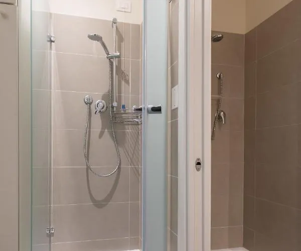 Casa Lazzarini Luxury Di Fronte Al Teatro Rossini *