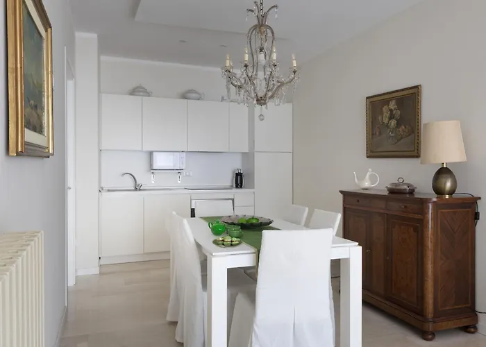 Casa Lazzarini Luxury Di Fronte Al Teatro Rossini Pesaro